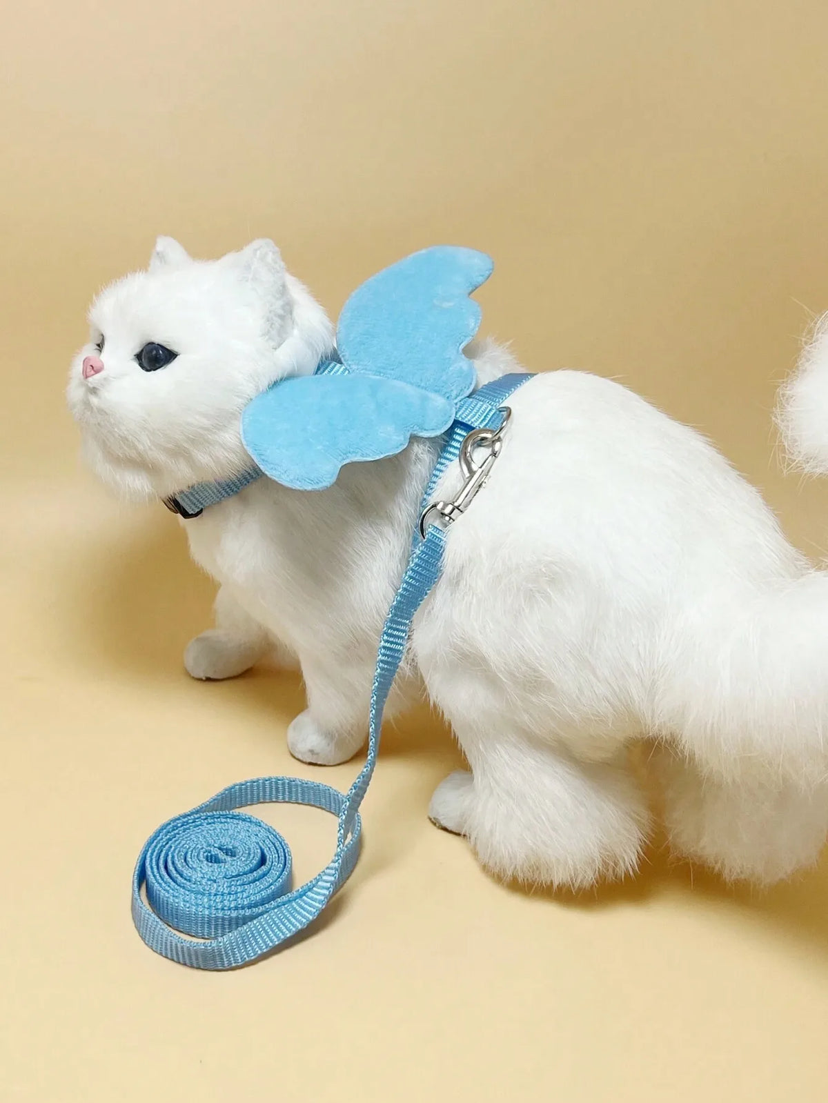 1pc Angel Wing Decor Chest & Back Traction Rope Cat Leash, Letter Shaped Pet Leash For Dog And Cat Anti-breakaway